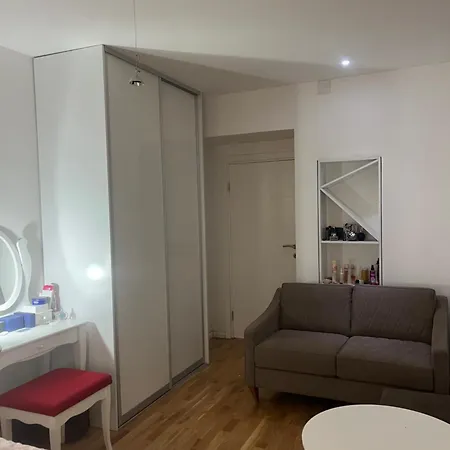 Modern In Center Of شقة